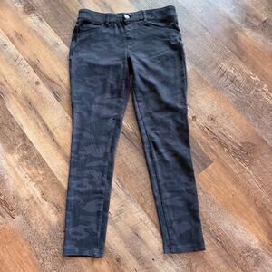 Knox Rose Gray Shadow Camo Skinny Ankle Pants Small